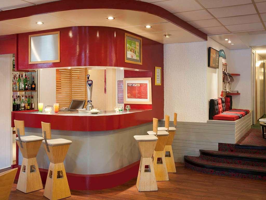 B&B Hotel Orleans Nord Saran Restoran fotoğraf
