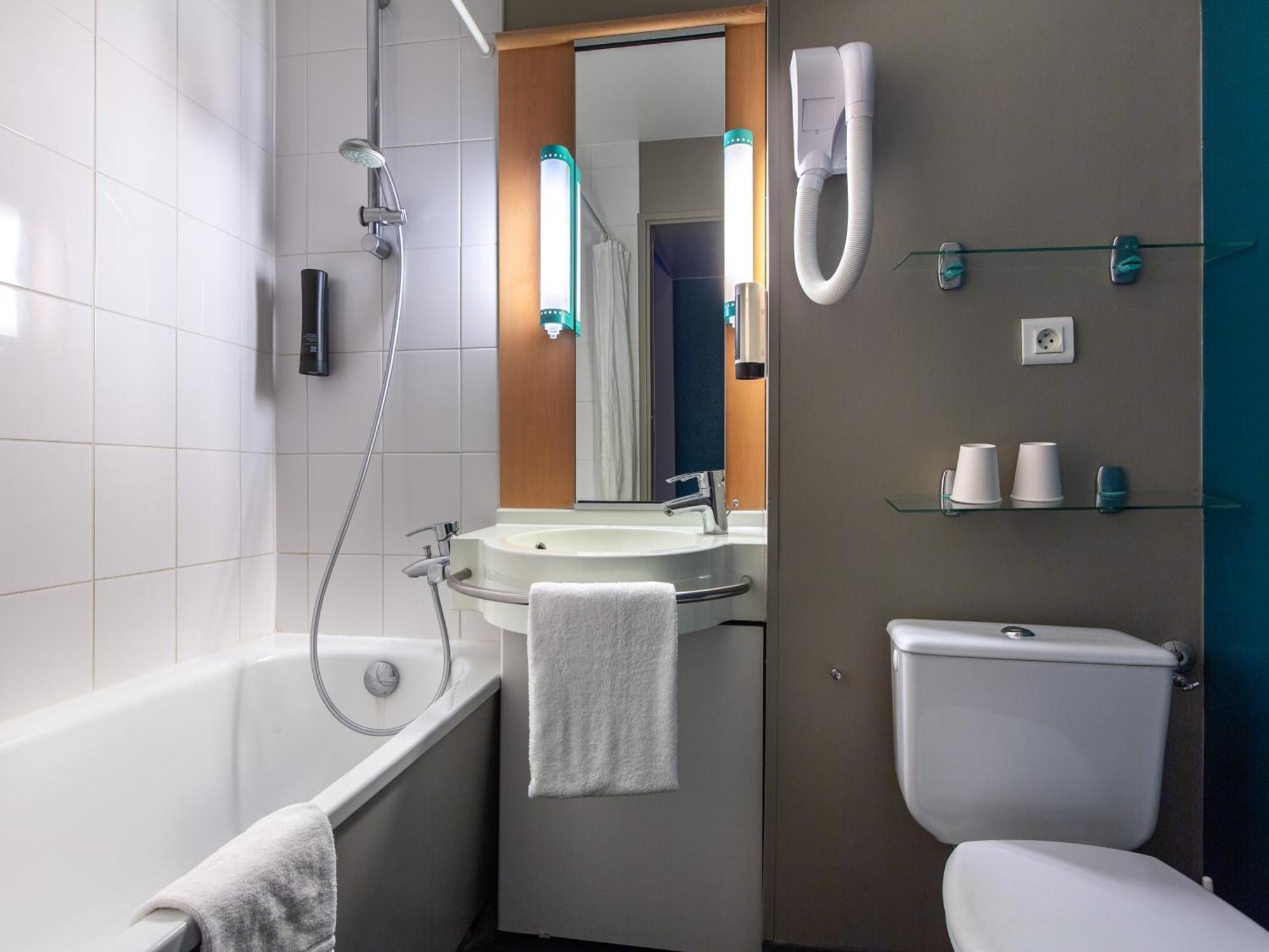 B&B Hotel Orleans Nord Saran Dış mekan fotoğraf